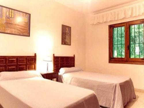 Javea Villa Sleeps 6 With Pool Air Con And Wifi