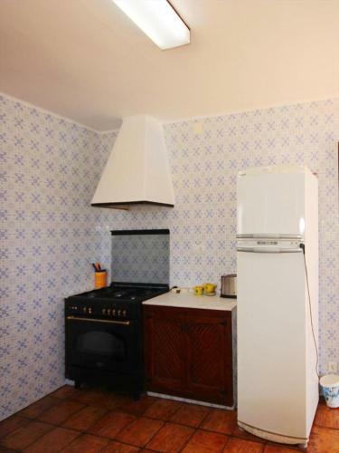 Villa In Javea Sleeps 12 With Pool And Wifi