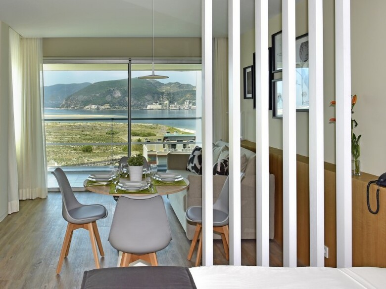 Hotel Aqualuz Troia Rio By The Editory
