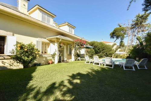 Charming House With Garden And Pool
