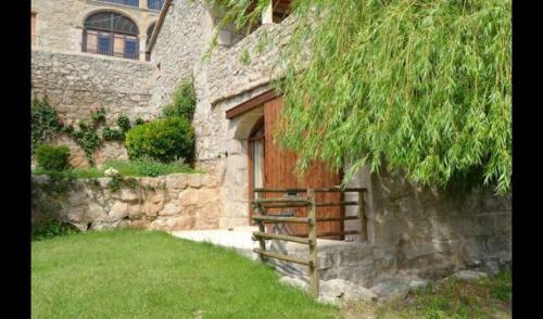 L'ametlla Del Valles Villa Sleeps 5 With Pool