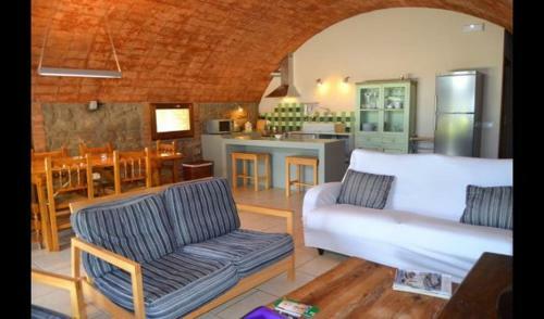 L'ametlla Del Valles Villa Sleeps 5 With Pool