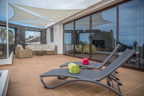 Villa Casa Marquesa With Private Heated Pool & Sea Views