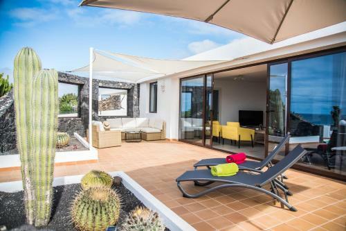 Villa Casa Marquesa With Private Heated Pool & Sea Views