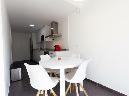 Apartamento Piscina Y En La Playa Margallo