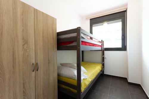 Apartamento Piscina Y En La Playa Margallo