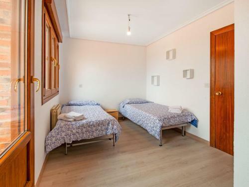 Hillview Holiday Home In Laguardia With Terrace