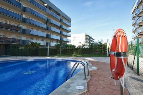 Apartment With 2 Bedrooms In Platja de La Pineda With Shared Pool