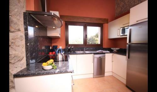 Les Planes D'hostoles Villa Sleeps 6