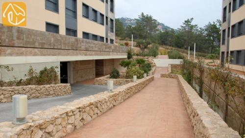Lloret de Mar Apartment Sleeps 8 Pool Air Con Wifi
