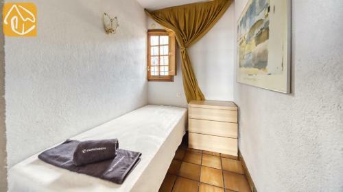 Lloret de Mar Villa Sleeps 10 With Pool And Wifi