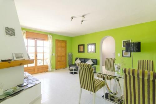 Lloret de Mar Villa Sleeps 10 Pool Air Con Wifi