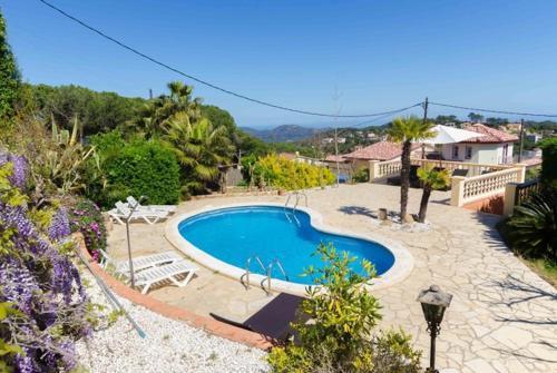 Lloret de Mar Villa Sleeps 10 Pool Air Con Wifi