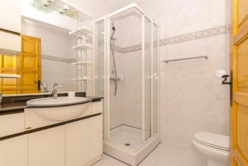 Lloret de Mar Villa Sleeps 10 Pool Air Con Wifi