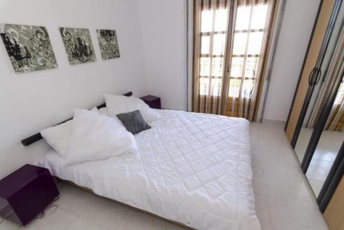 Lloret de Mar Villa Sleeps 10 Pool Air Con Wifi