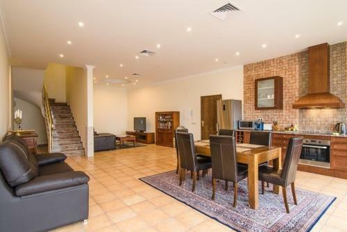 Lloret de Mar Villa Sleeps 10 Pool Air Con Wifi