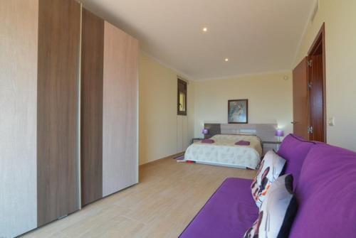 Lloret de Mar Villa Sleeps 10 Pool Air Con Wifi