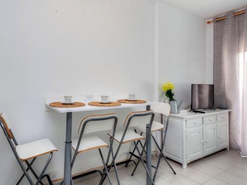 Apartment Fenals Sun