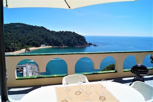 Apartment - 1 Bedroom With Pool And Sea Views - 08132
