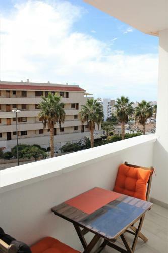 Modern And Lovely Apartment In Los Cristianos