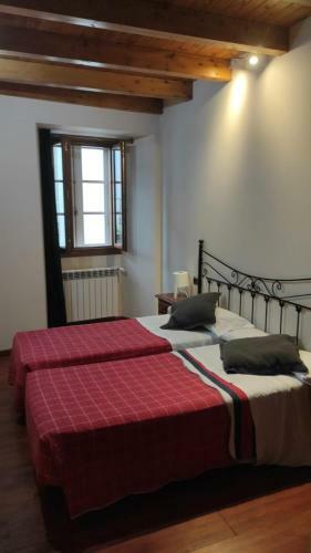 The Romanic Wall Apartaments