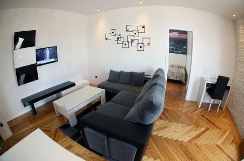 Apartamentos Apolo