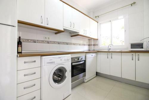 Apartment With 2 Bedrooms In Malaga With Shared Pool And Wifi
