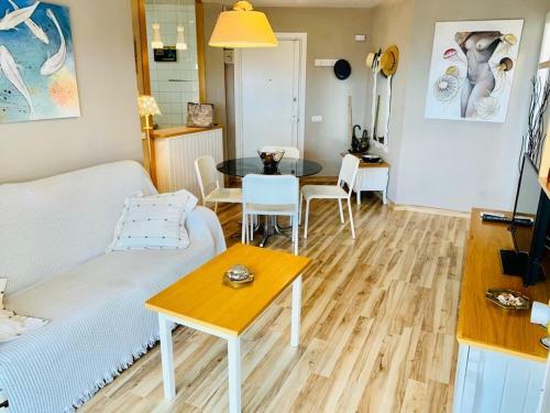 Apartamento Puerto Marina Beach To 50m
