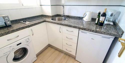 Skol 219. Studio Apartment Skol Marbella With Sea Views