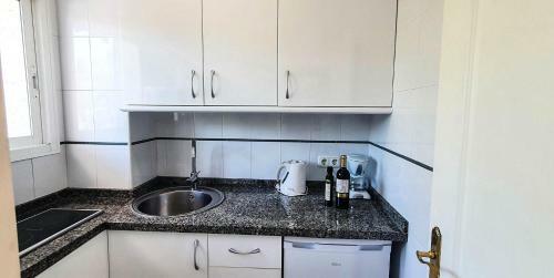 Skol 219. Studio Apartment Skol Marbella With Sea Views