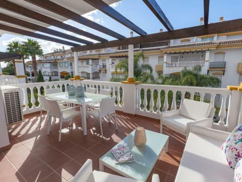 Luxurious Apartment In Marbella With Pool And Garden