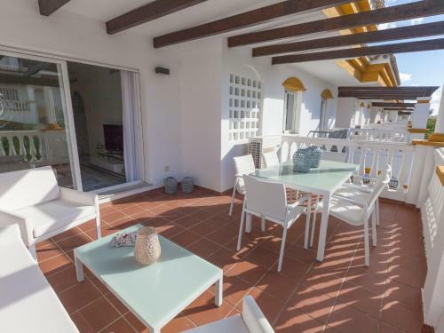 Luxurious Apartment In Marbella With Pool And Garden