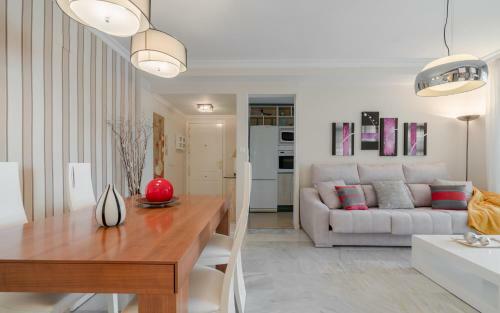 Apartamento Oleholidays Napole�n Junto A Alicate Playa 100m Playa