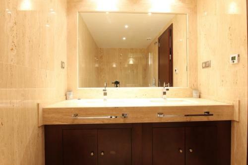 Medina Banus Apartment By Rafleys