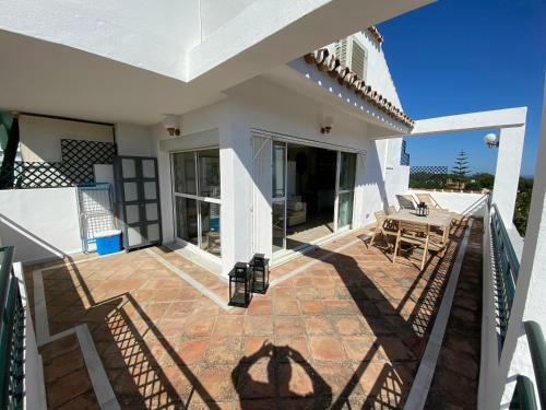 Apartamento Jardines de Artola Penthouse - Eaw Homes