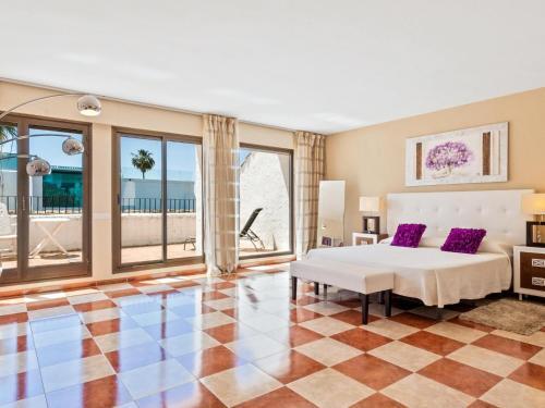 Luxury Villa 16 Puerto Banus