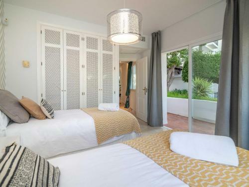 Apartamento Sophisticated Flat Next To Luxurious Puerto Ban�s