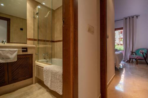 Cozy Holiday Apartment In 1 Line Beach Complex With Swimming Pool