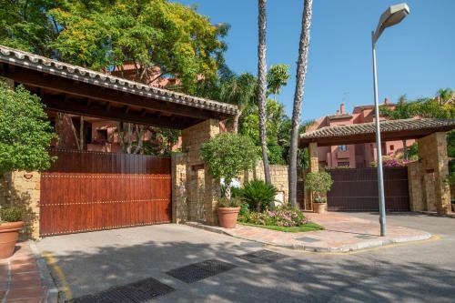 Cozy Holiday Apartment In 1 Line Beach Complex With Swimming Pool