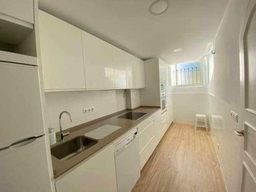 Luxury Apartm Brand Newswimming Poolgolf Beach