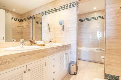 Apartment La Corniche