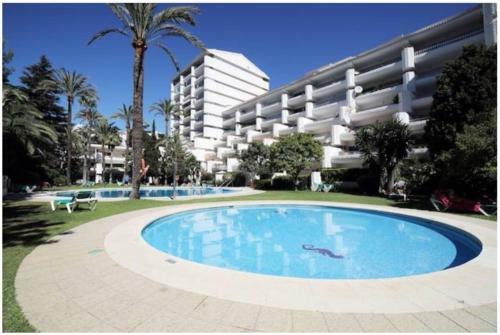 Apartment In Central Marbella 300m To The Beach!