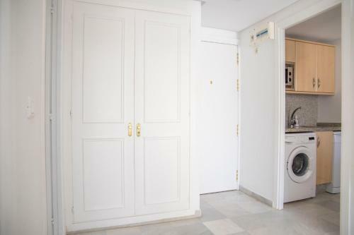Apartment In Central Marbella 300m To The Beach!
