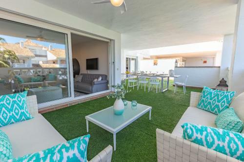 Apartamento Las Ca�as Beachfront Haven