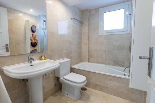 Apartamento Las Ca�as Beachfront Haven