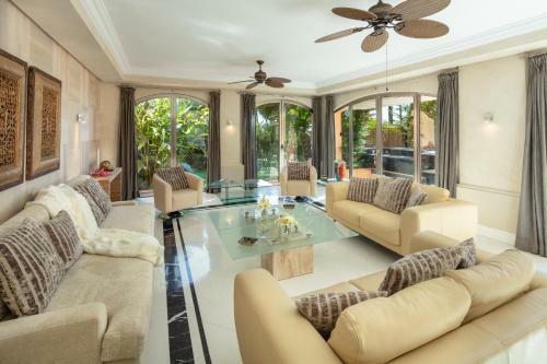 Apartamento Cubo's Luxury Beach Front Duplex Puerto Ban�s