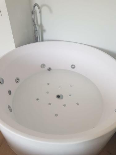 Apartamento Dos Alas Rojas, Casa Con Jacuzzi Para Dos Personas