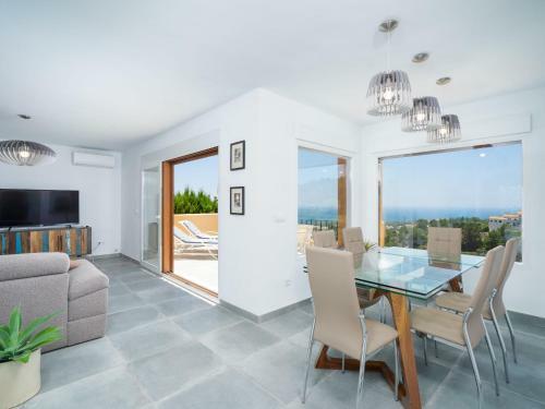 Apartment Miramar