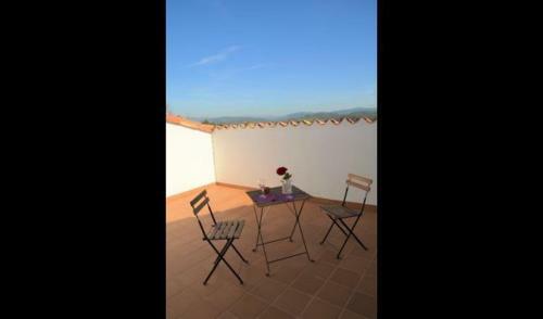 Navas Villa Sleeps 10 With Pool