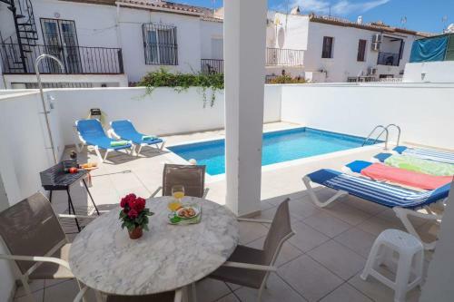 Nerja Paradise Rentals - Villa Perla